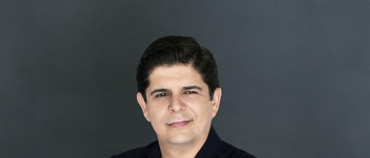 Javier Perianes como solista y director