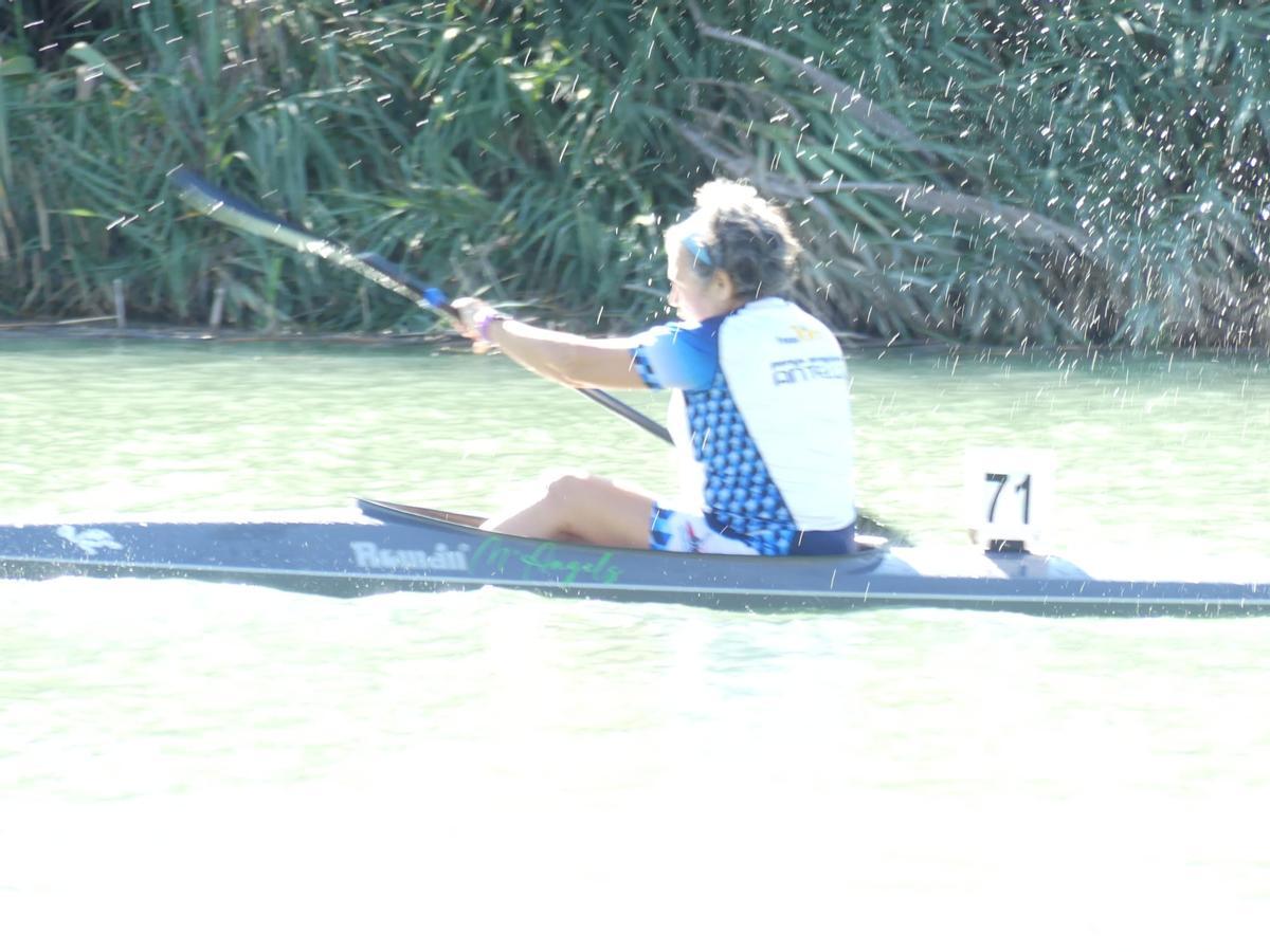 La piragüista María Ángeles Pérez, en pleno esfuerzo.