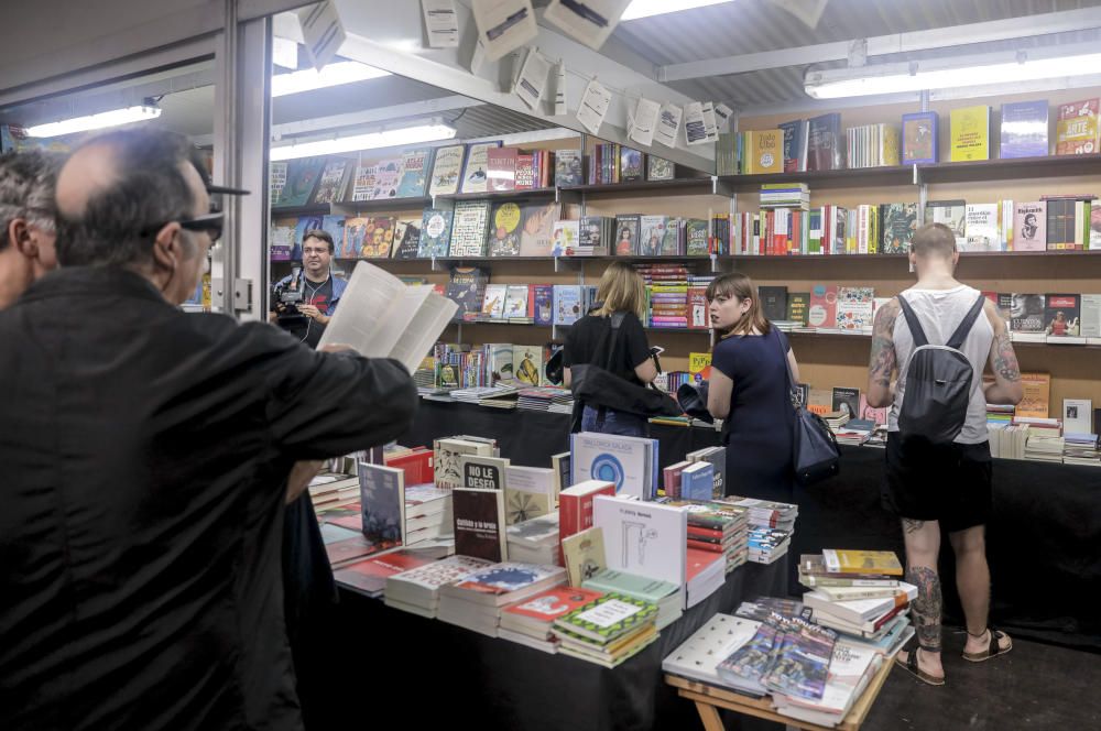 Laia Martínez inaugura la Fira del Llibre con una defensa de la libertad creativa