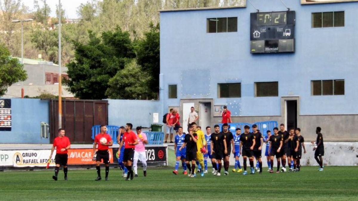 El Mensajero sufre y gana en Maspalomas