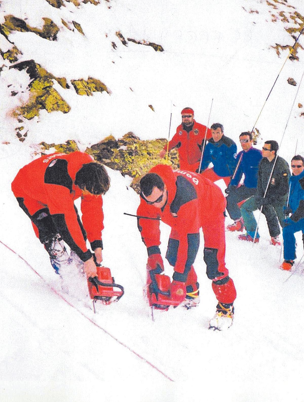 Treballs de rescat al Balandrau.