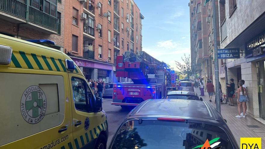 Una mujer de avanzada edad afectada en un incendio en una vivienda de Cáceres