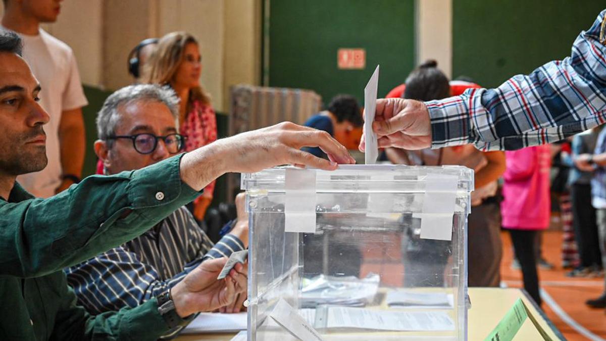 "Catalunya se abstiene" "Catalunya se abstiene"