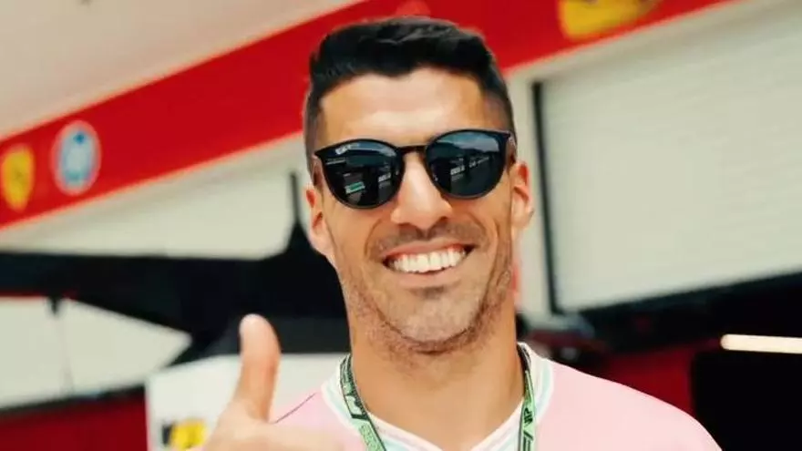Luis Suárez se deja ver en el Gran Premio de Miami de Fórmula 1