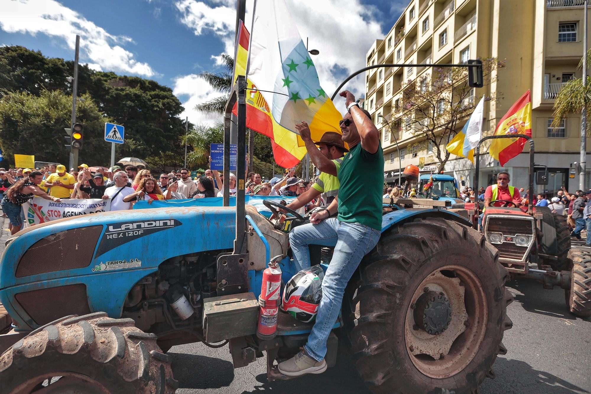 El sector agrario protesta en las calles de Santa Cruz