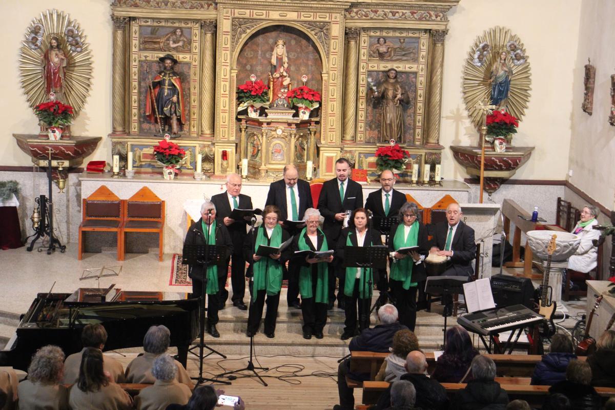 La X edición del concierto de Villancicos llenó de música y público la iglesia de la Asunción en Mombuey