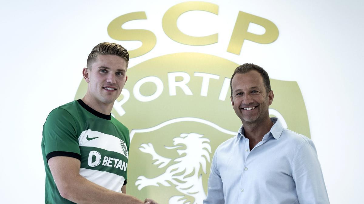 Gyökeres, junto al presidente del Sporting, Frederico Varandas