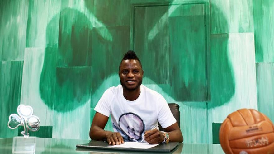 Wakaso hace las maletas y se va al Panathinaikos