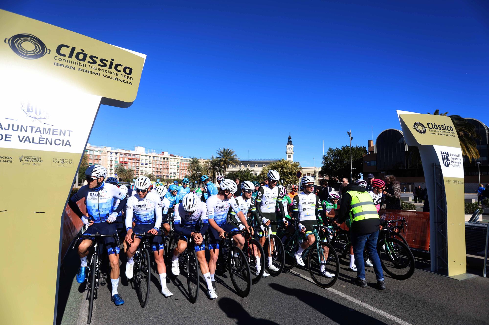 Salida de la Clàssica Ciclista Comunitat Valenciana 1969. Gran Premi València