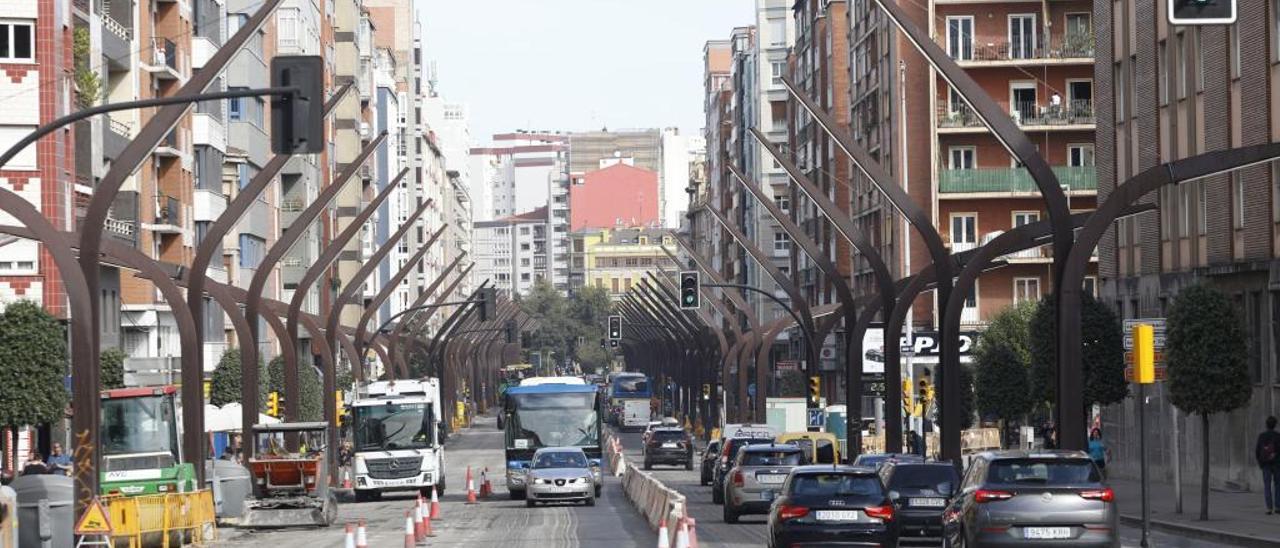 Avenida de la Constitución, en Gijón.