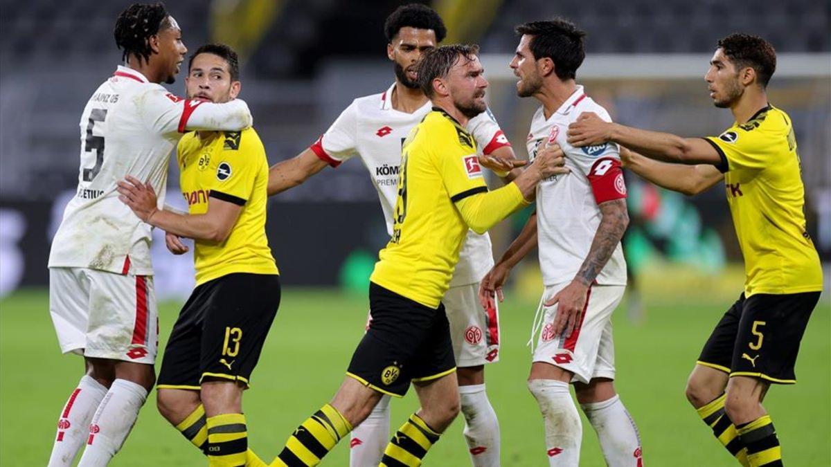 Partido entre el Dortmund y el FSV Mainz 05