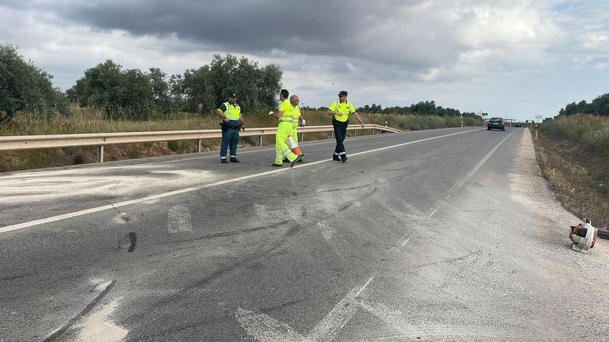 Una mujer fallecida y al menos cuatro heridos graves tras un accidente múltiple en Puente Genil