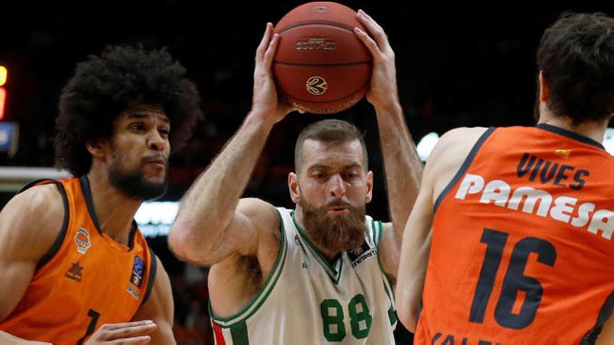 Primer partido de la semifinal de la Eurocup entre el Valencia Basket y el Unics Kazan