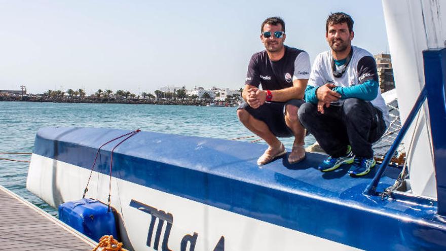 Canarios en el barco volador