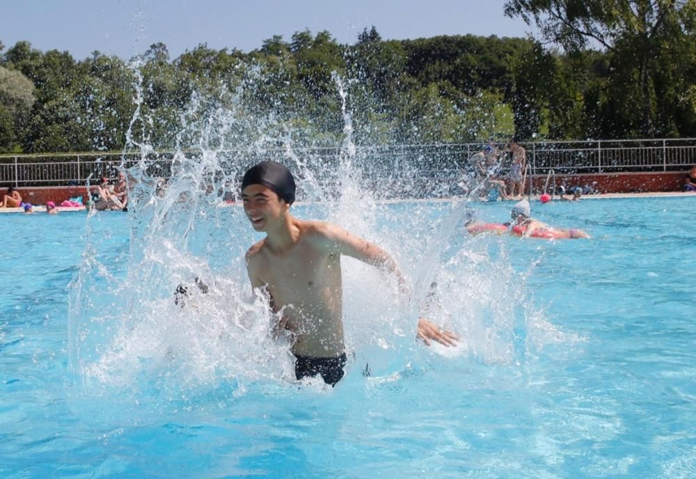 Primer fin de semana de la temporada de piscinas