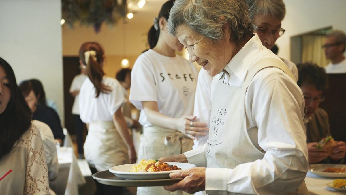 El restaurante de Japón donde no te sirven lo que pides: tiene unos camareros muy peculiares