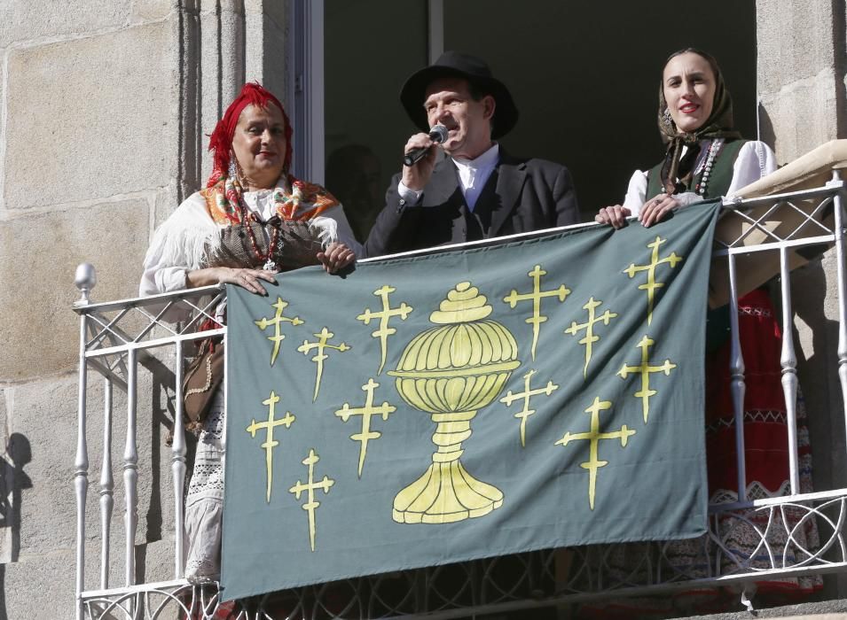 La representación de la Reconquista de Vigo vuelve a abarrotar las calles del Casco Vello de miles de vigueses