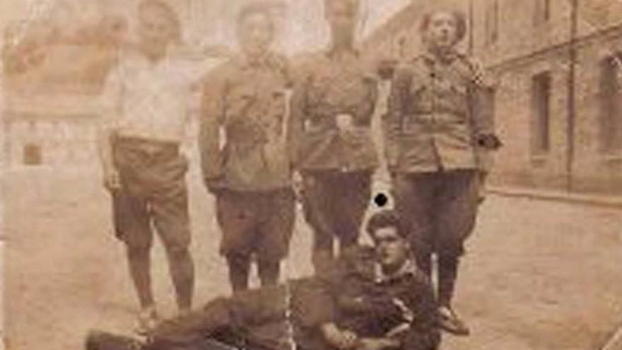 El batallón de Silvino Morán, en una foto de la época.