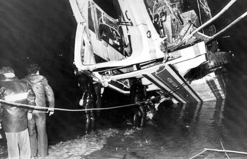 Accidente de autobús en el río Órbigo: 40 años del mayor día de luto en Vigo