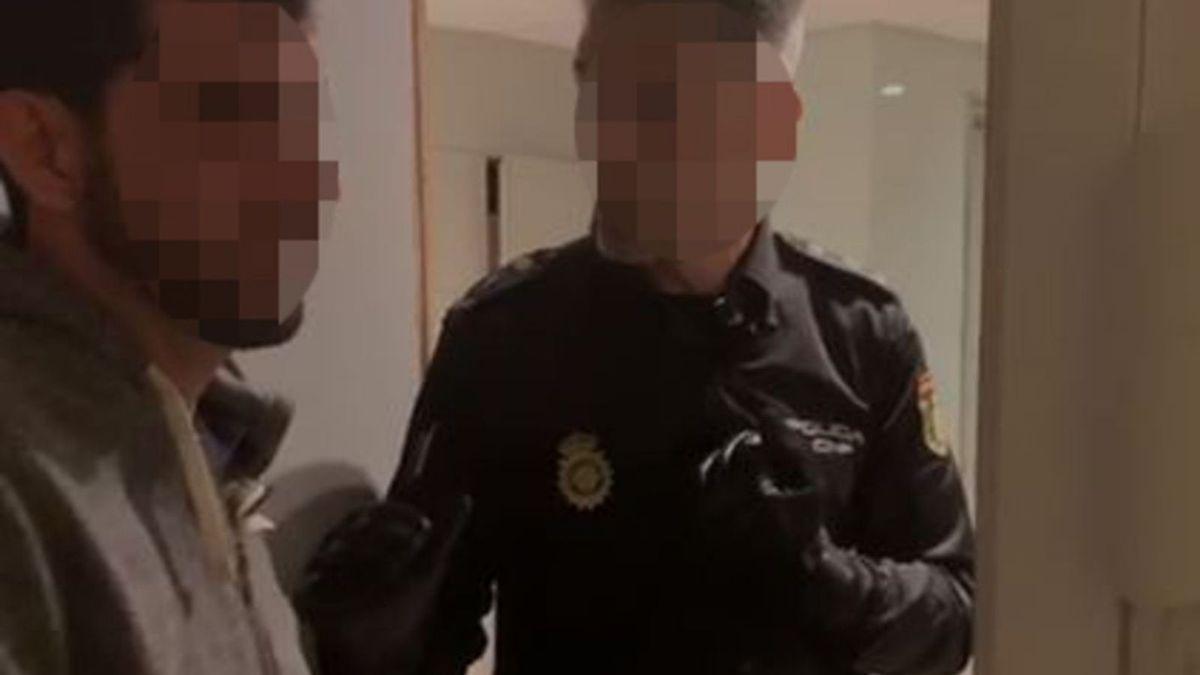 Un fotograma del vídeo.