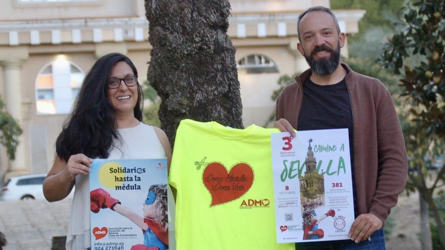 Solidaridad hasta la médula: en bici de Hervás a Sevilla