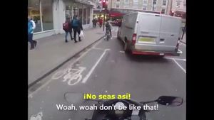 vídeo assetjament al carrer a la Gran Bretanya