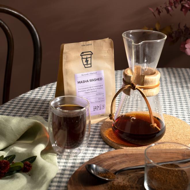 Pack de cafetera Chemex con café de especialidad, de Syra Coffee.