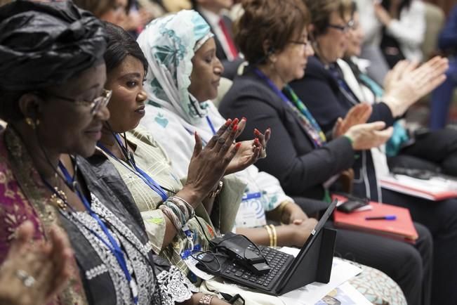 16/05/2016.Inauguración del I Encuentro de Parlamentarias Canarias-África.Hanna Birna.Catherine Samba-Panza.Carolina Darias.Maria Teresa Fernandez de la Vega.Barbara Hendricks.Santa Cruz de Tenerife