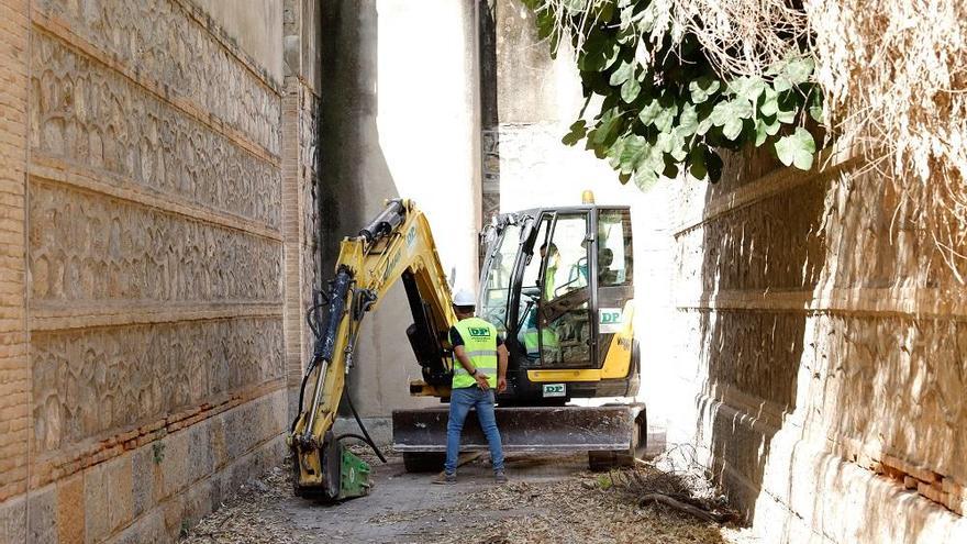 Arranca el derribo de los muros de la cárcel vieja