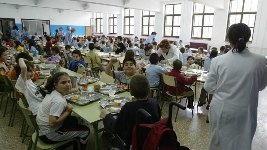 Los becados de comedor suben un 5% y ya rozan los 12.000