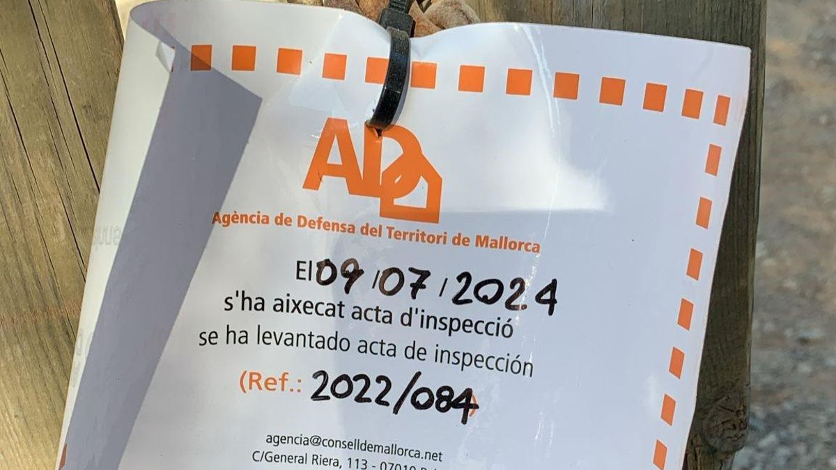 Imagen del cartel de la ADT que constata la inspección efectuada.