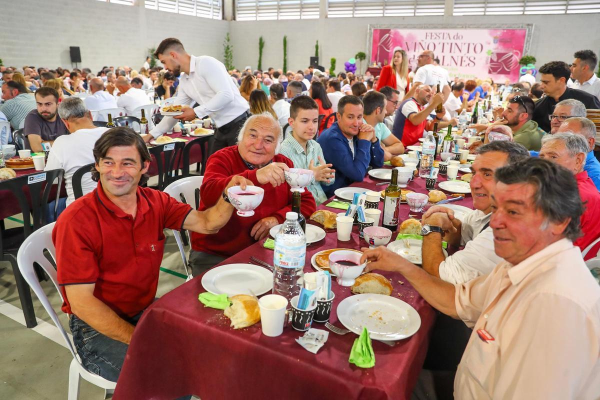 Asistentes a una edición anterior del Xantar del Tinto de Ribadumia.