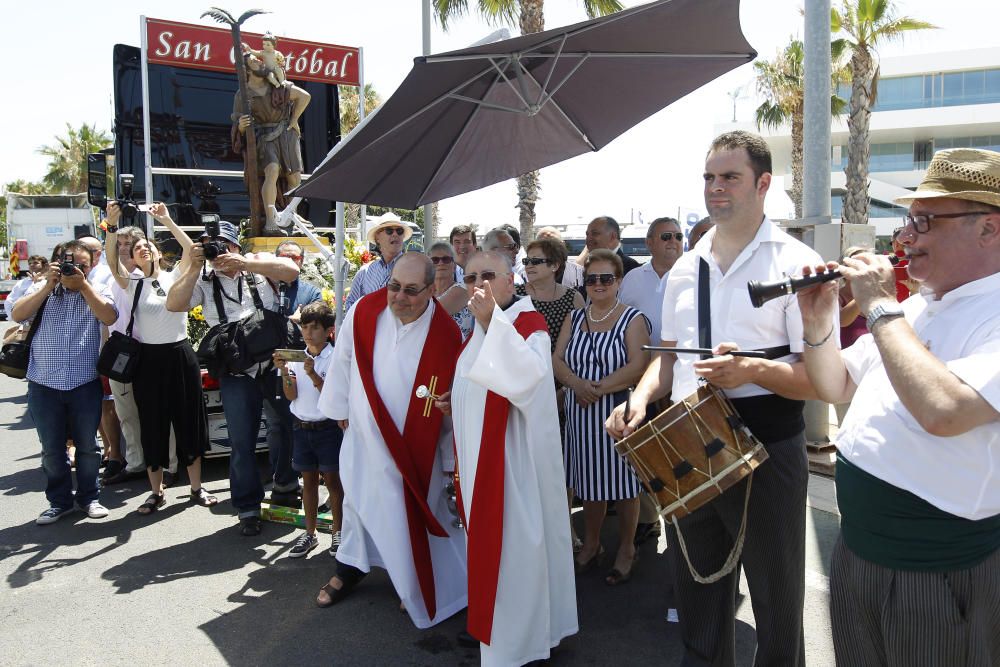 Bendición de vehículos en el día de San Cristóbal