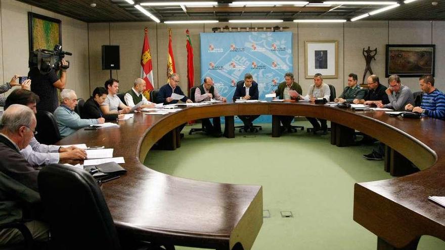 Desarrollo del Consejo Territorial de Pesca, ayer en la Delegación Territorial.