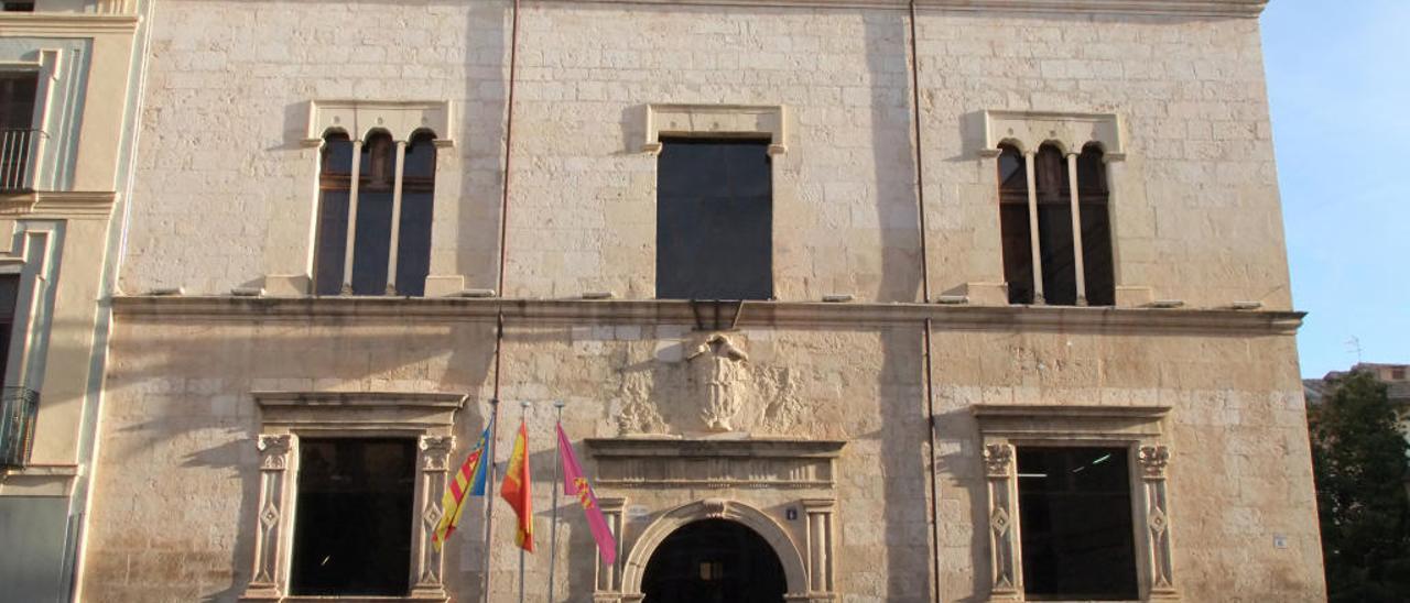 El proyecto de rehabilitación de la Casa de la Vila de Alzira restituirá los maineles góticos