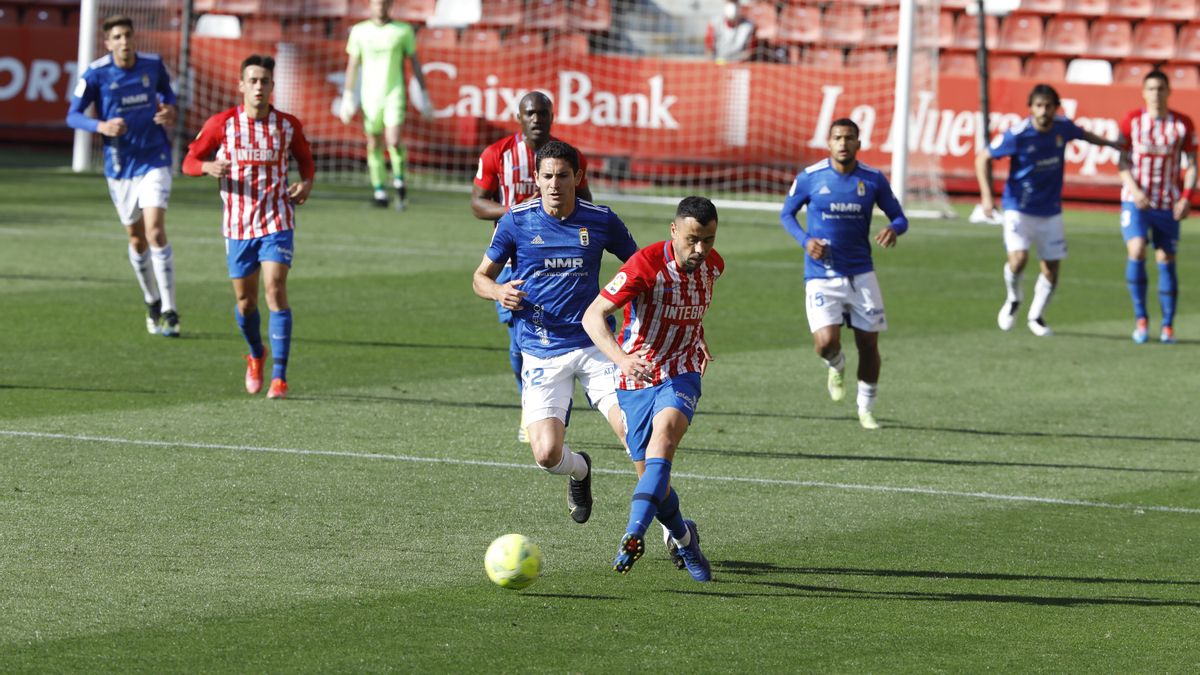 En imágenes: el derbi entre el Sporting y el Real Oviedo