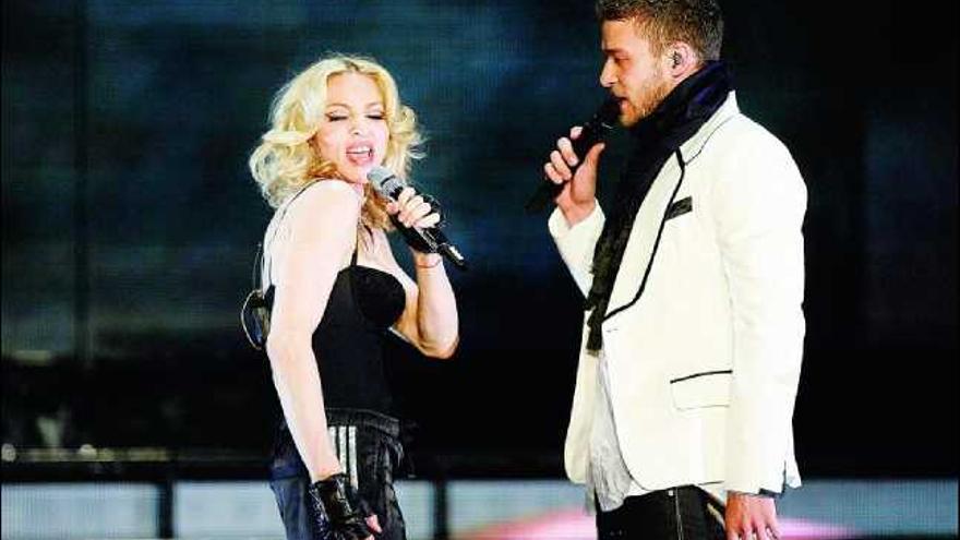 Madonna y Timberlake, en plena actuación en Nueva York.