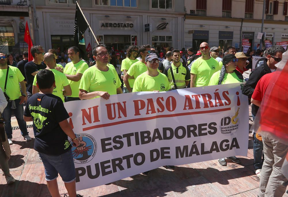 Miles de personas secundan en Málaga la marcha central del Primero de Mayo en Andalucía
