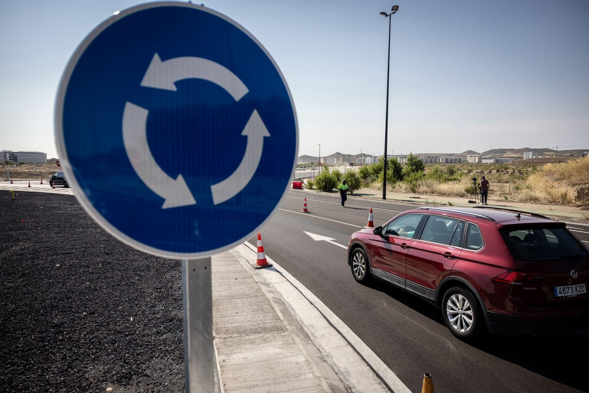 Abierta al tráfico la primera turbo rotonda de Zaragoza