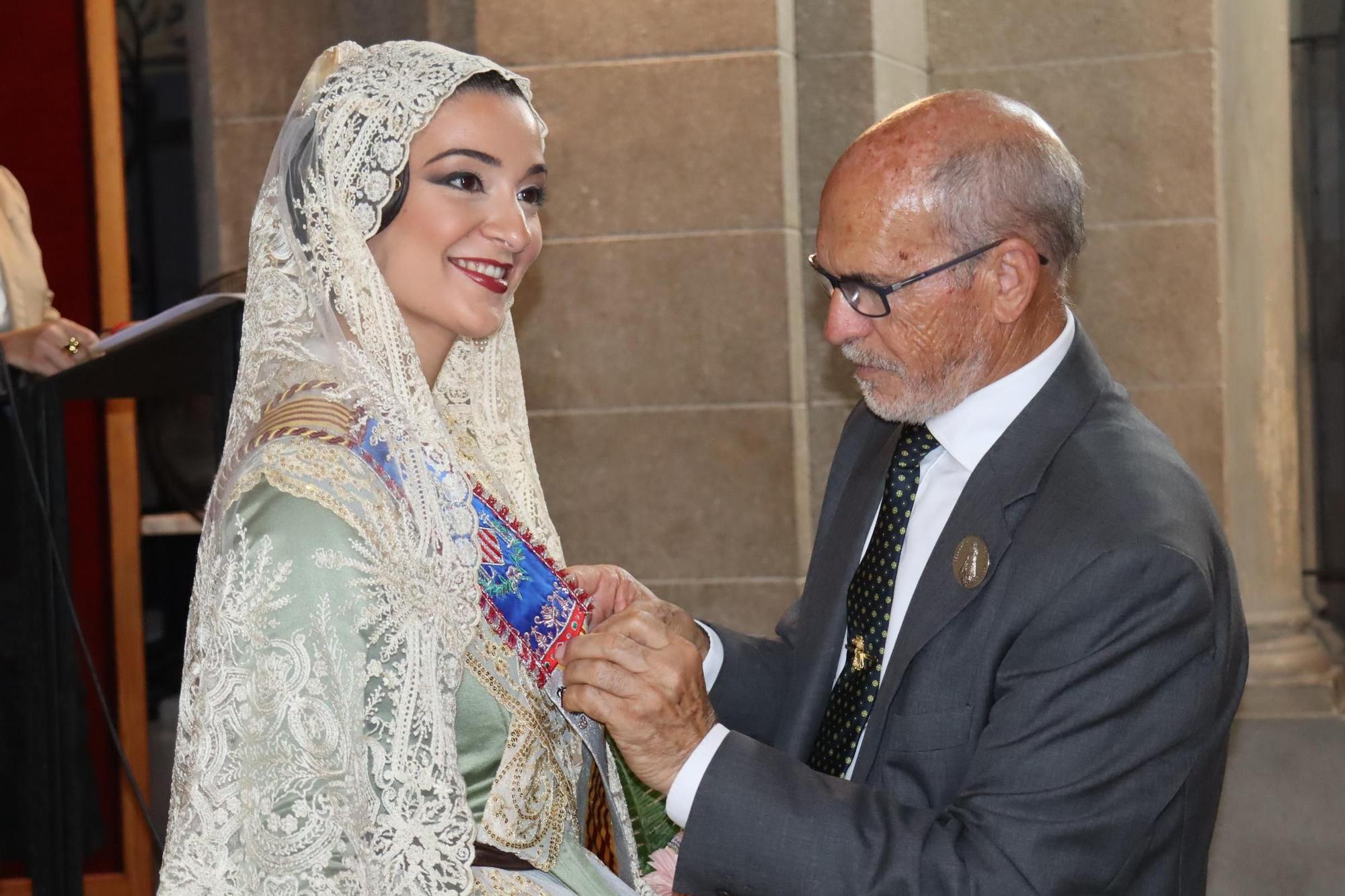 Así ha sido el Besamanos de las falleras mayores y cortes de honor 2025