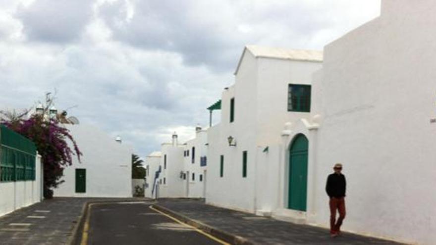 Calle El Crucero, en Costa Teguise, donde se produjeron los hechos. i J. FUENTES