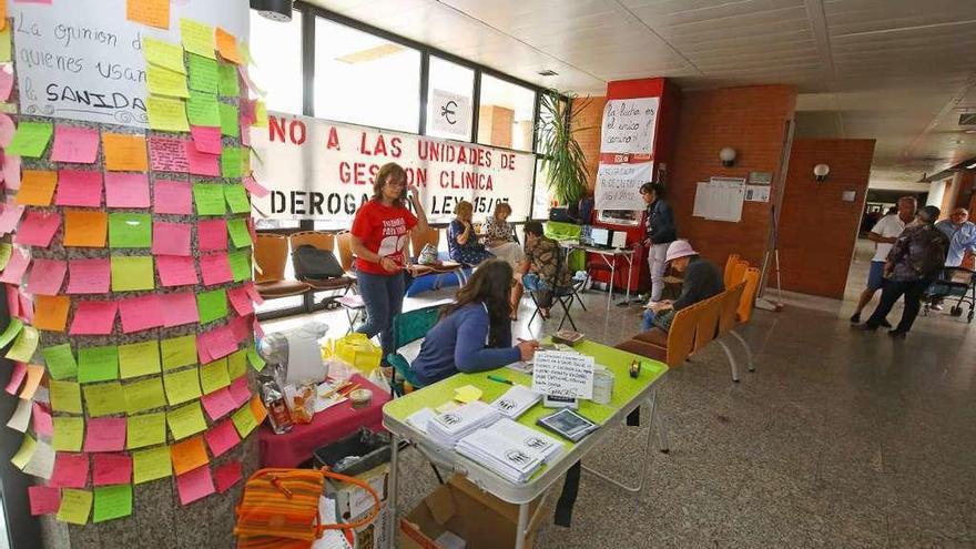 El encierro en el Hospital del Bierzo contra los recortes cumple una semana