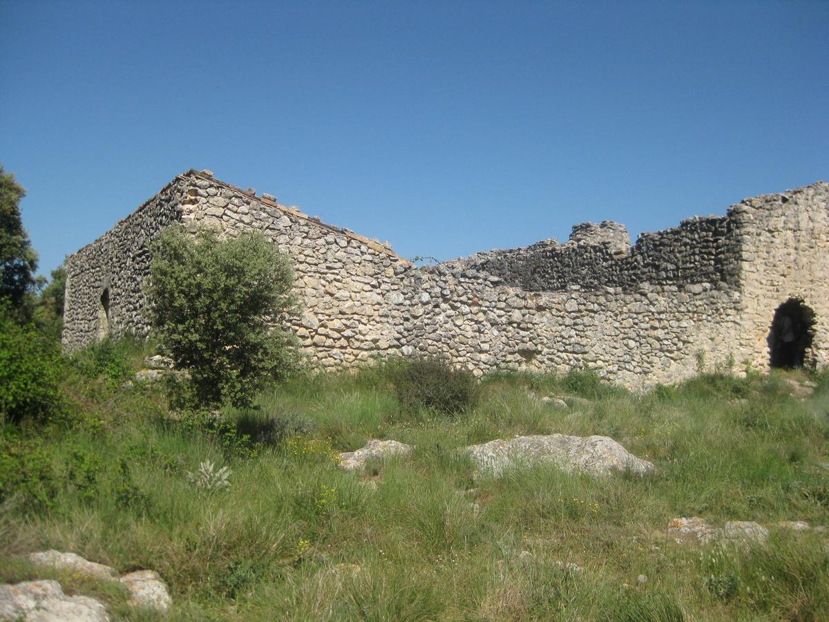 El despoblado de l'Atzuvieta, en la Vall d'Alcalà