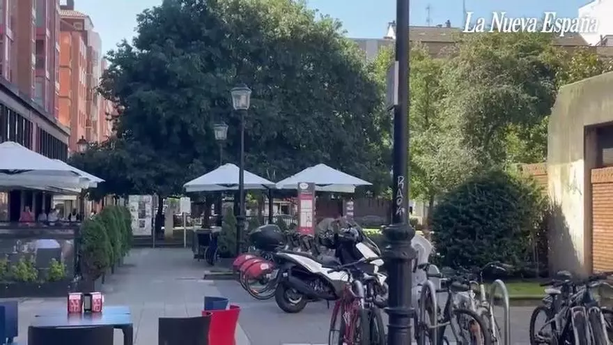 La doble cara del Parque de la Fábrica del Gas, en Gijón: "De madrugada se ponen a beber, a armar follones y a hacer ruido"