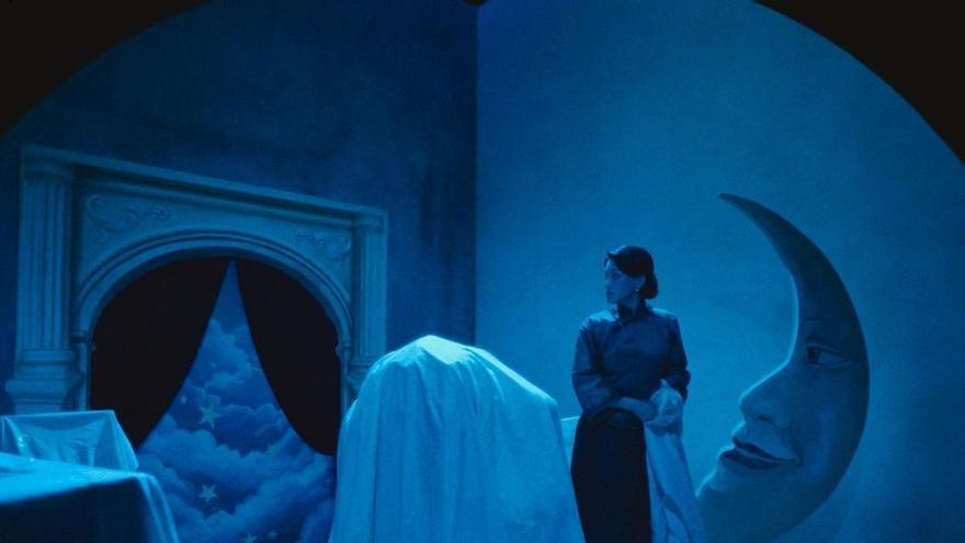 Apabullante mixtura de géneros, formatos y estilos en un relato sobre el sueño y la imaginación del encumbrado cineasta chino Bi Gan