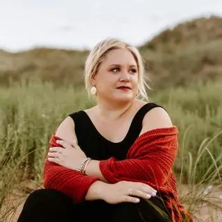 Emily Rath: "Quería escribir una historia en la que los cristianos fueran los villanos"