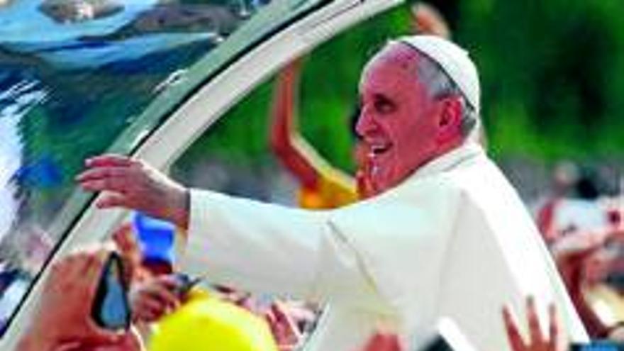 El Papa llama a oponerse a la corrupción