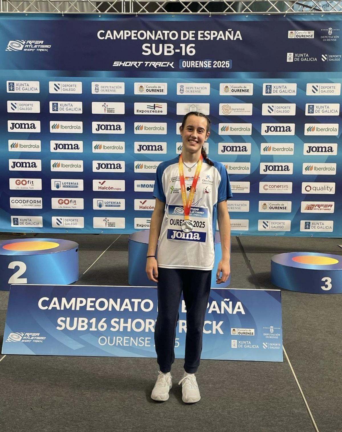 La ilicitana Vega Martínez-Herrada, subcampeona de España en salto de pértiga.