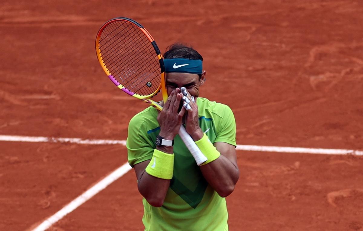 Nadal celebra su triunfo en Roland Garros