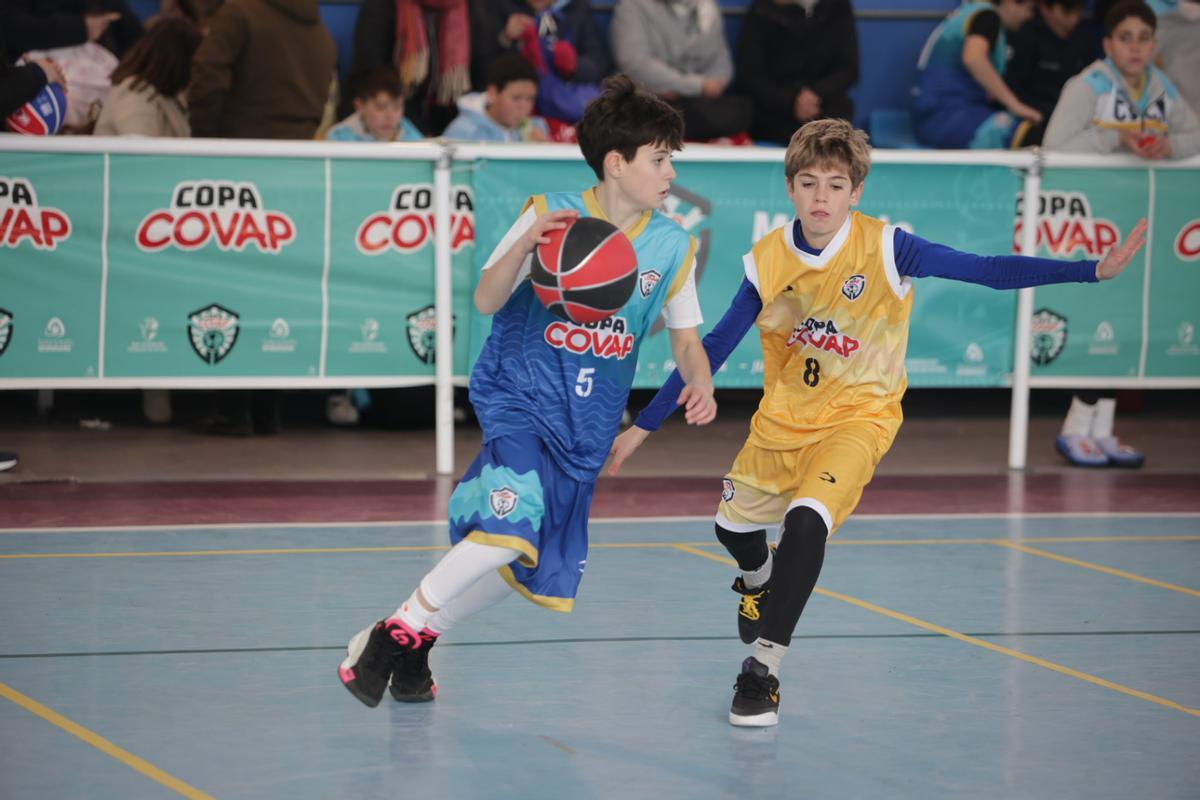 Uno de los partidos disputados durante la Copa COVAP.